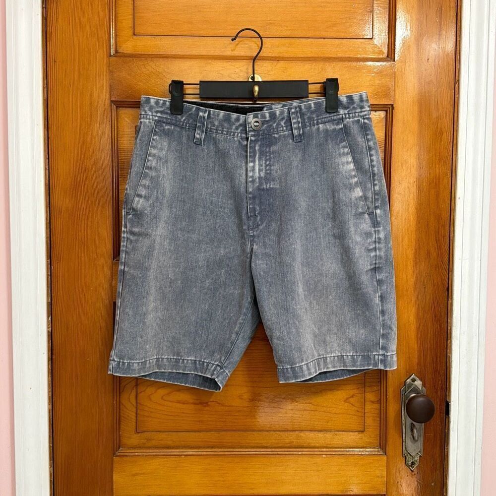Volcom Blue Acid Washed Blue Jean Shorts Men’s 31